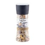 Funky Ouma Braai and Cooking Salt is een allround smaakmaker voor vlees, eieren, groenten en meer. Boordevol kruiden, zonder toevoegingen. 100% natuurlijk.