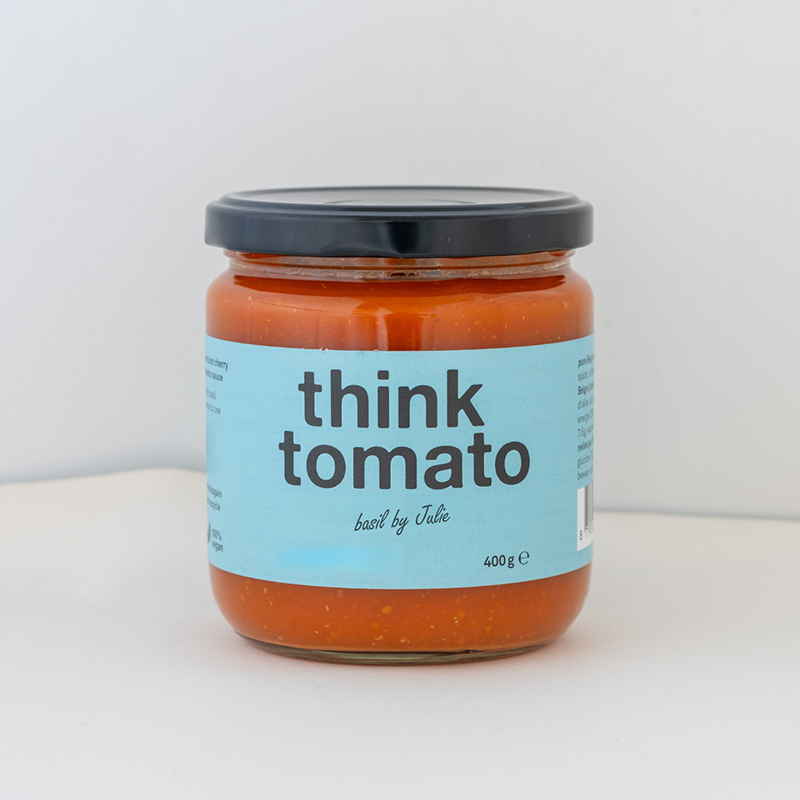 Think Tomato Basil: a creamy ready-to-use sauce with cherry tomatoes and basil. Brings the scent of Italy to your kitchen. No additives.